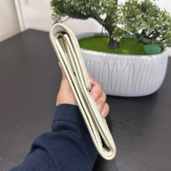 Prada White Leather Trifold wallet - Picture 11 of 14